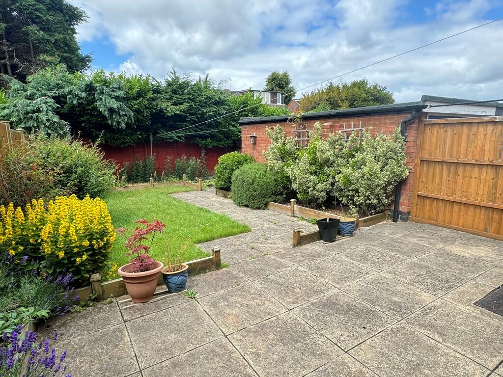 Additional property image - Laburnum Avenue, Kenilworth