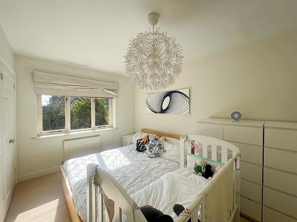 Additional property image - Highfield, Hatton Park, Warwick