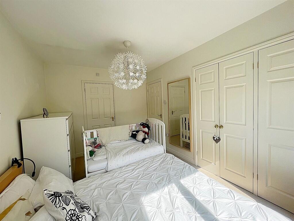 Additional property image - Highfield, Hatton Park, Warwick