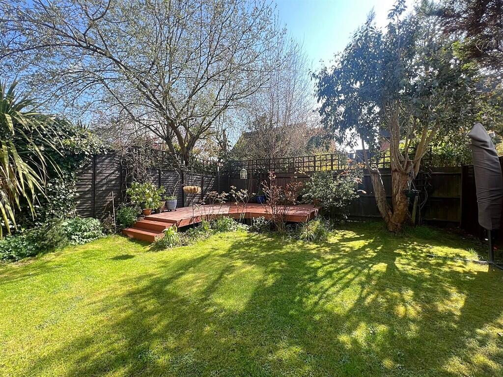 Additional property image - Highfield, Hatton Park, Warwick