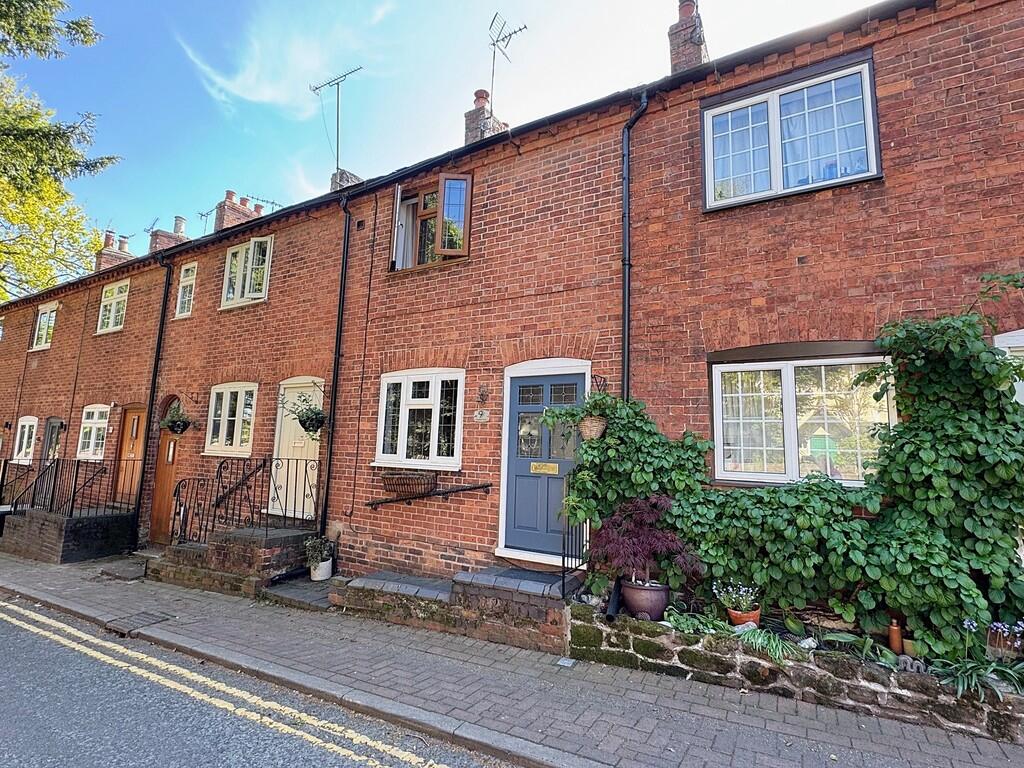 Main image of property: Fieldgate Lane, Kenilworth
