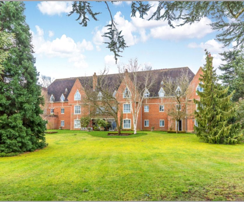 3 bedroom apartment for sale in The Water Gardens, Warren Road