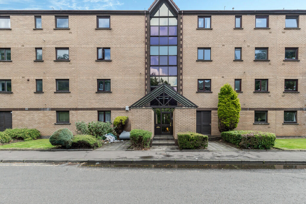 Main image of property: RIVERVIEW DRIVE-THE WATERFRONT- G8 8EU