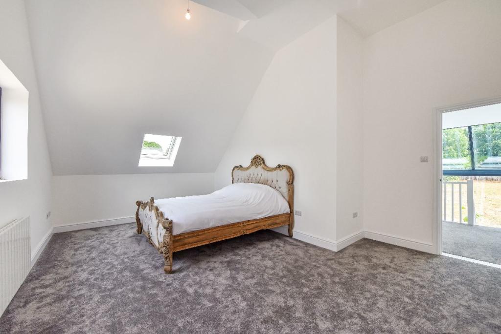 3 bedroom detached house for sale in The Orchard, Scant Road East