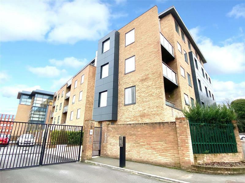 2 bedroom apartment for rent in Frimley Road, GU15