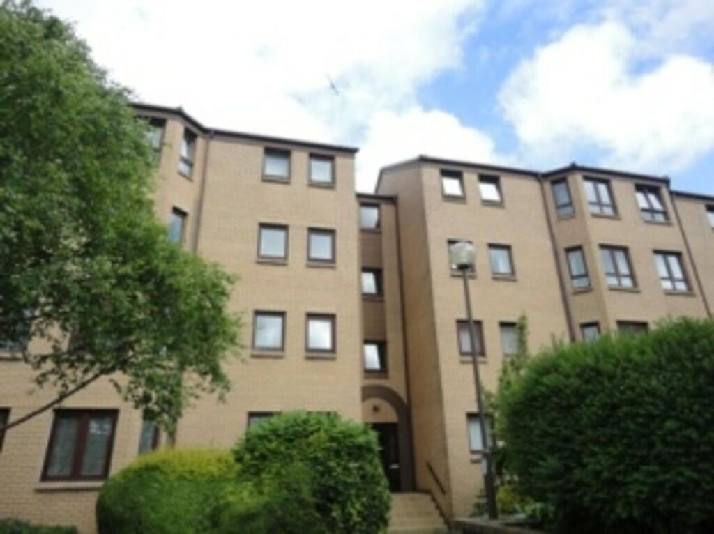 2 bedroom flat for rent in CHARING CROSS - Cleveland street , G3