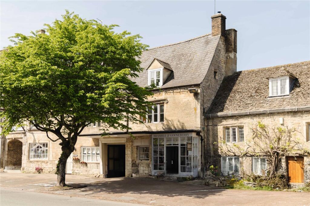Main image of property: Lower High Street, Burford, Oxfordshire, OX18