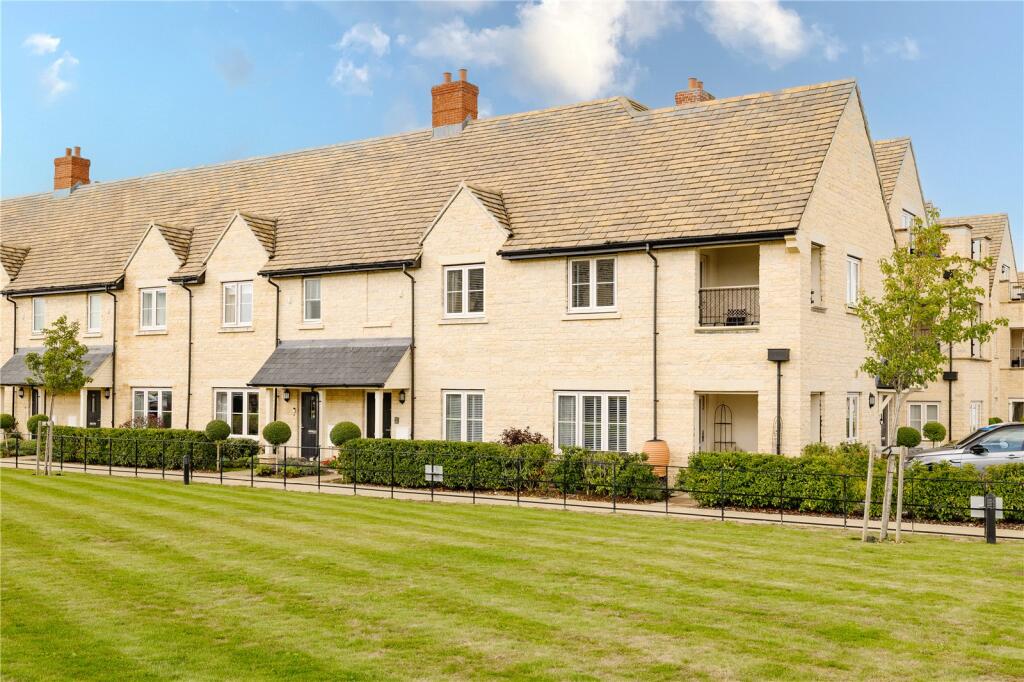 Main image of property: Barnard Mews, Burford, Oxfordshire, OX18