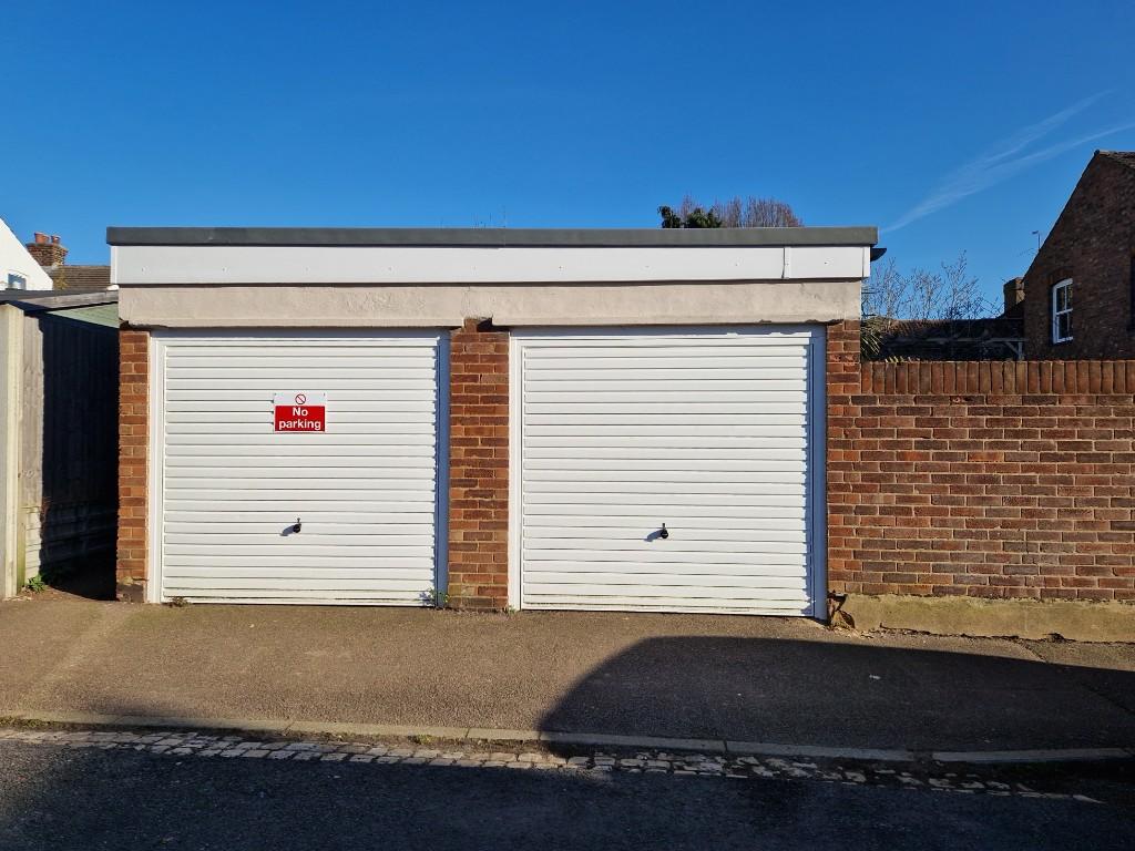 Garage for rent in Maxwell Road, St. Albans, Hertfordshire, AL1