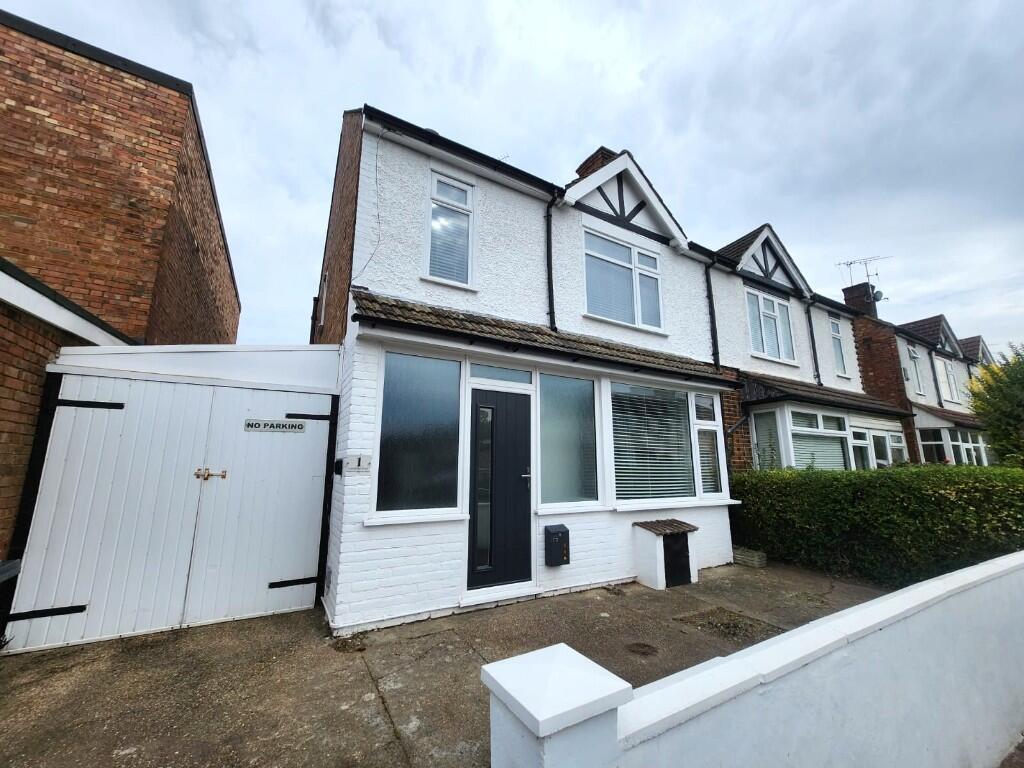 Main image of property: Cambridge Road, St. Albans, Hertfordshire, AL1
