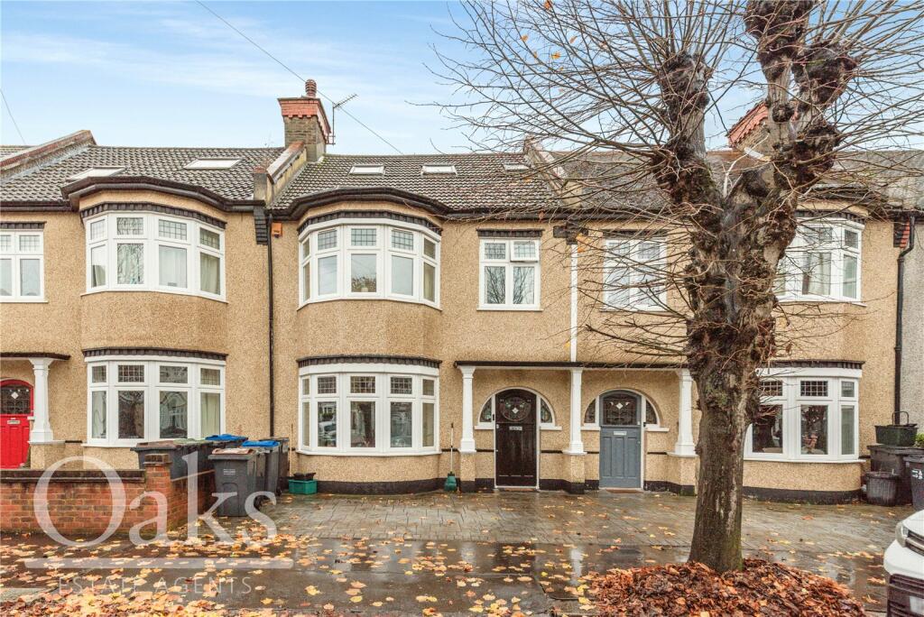 5 bedroom terraced house for sale in Kingscote Road, CR0