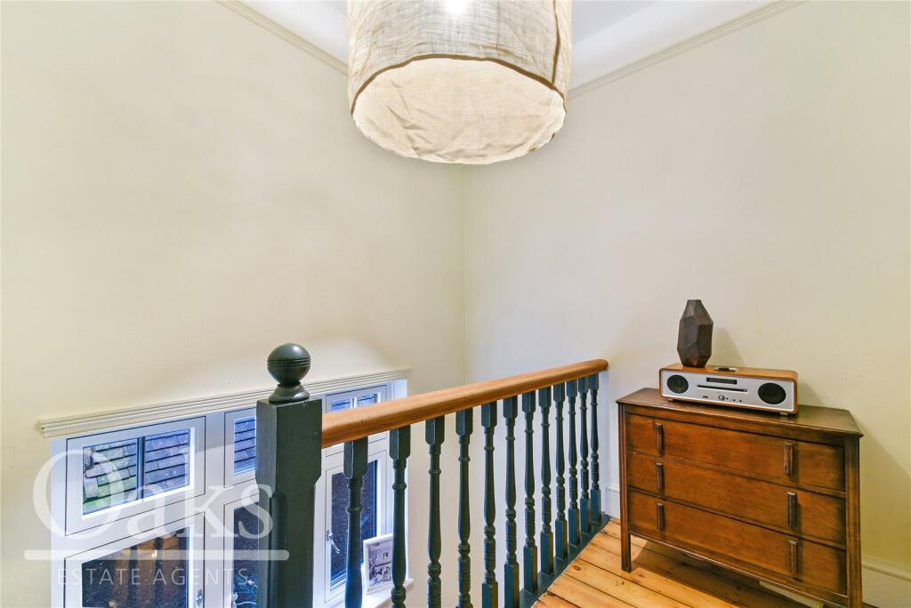 Additional property image - Northampton Road, Addiscombe