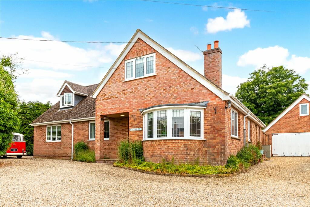 4 bedroom detached house for sale in Easton Royal, Pewsey, Wiltshire, SN9