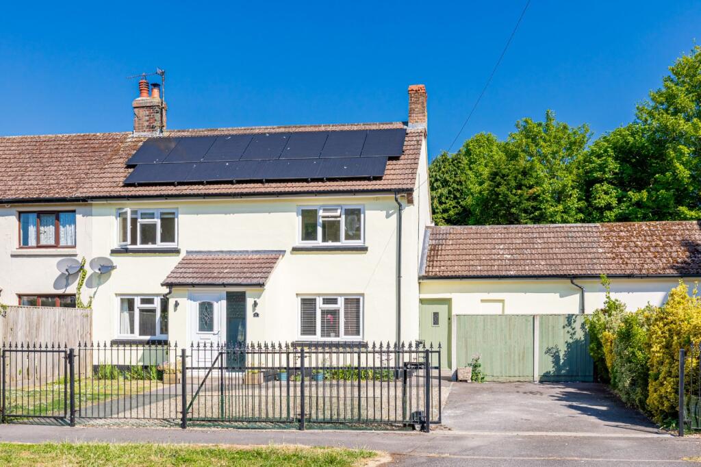 4 bedroom semi-detached house