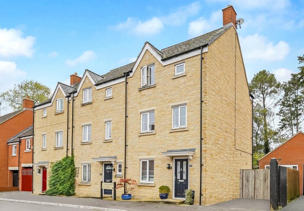 3 bedroom terraced house