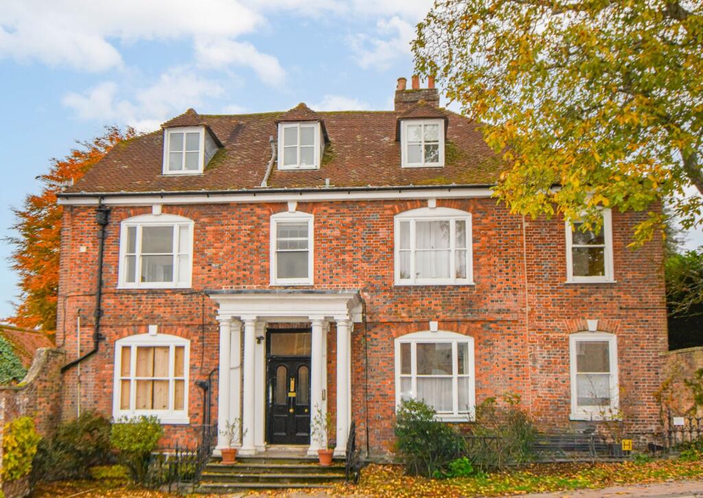 Main image of property: Kingsbury Street, Marlborough, SN8