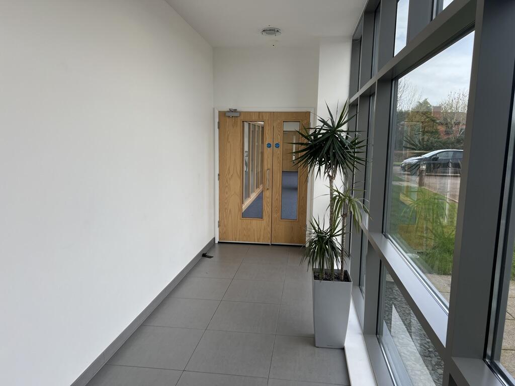 Additional property image - Bishopbrook House, 2 Cathedral Avenue, Wells, BA5 1FD