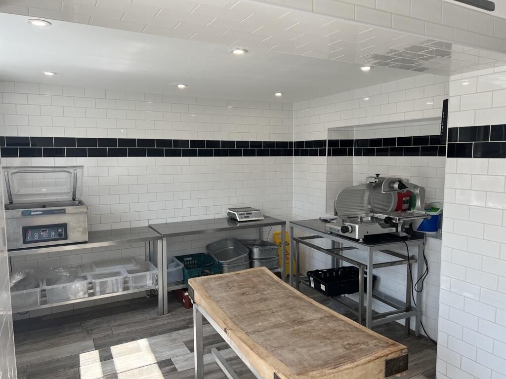 Additional property image - 8 Baker Street, Frome, BA11 3BL