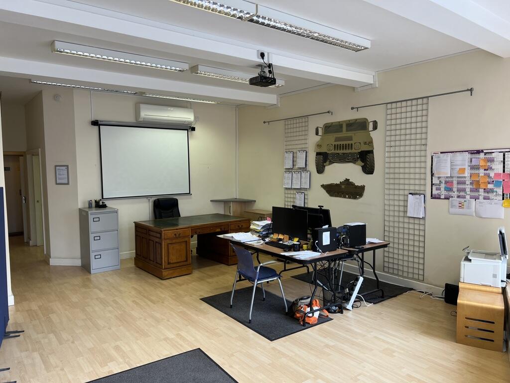 Additional property image - 1A Fore Street, Westbury, BA13 3AU