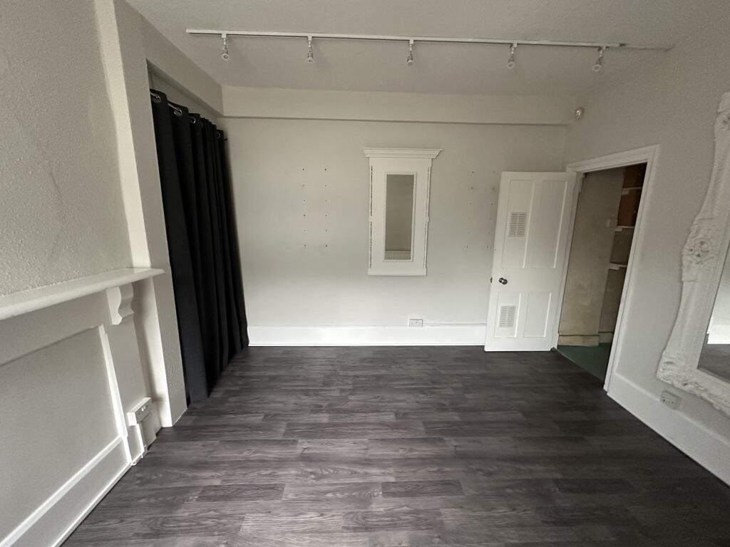 Additional property image - The Old Manse, 122 High Street, Street, BA16 0ER