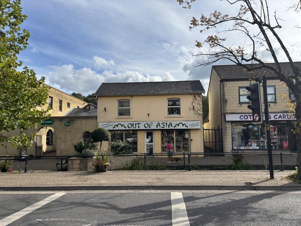 Main image of property: 121 High Street, Midsomer Norton, Radstock, Somerset, BA3 2DA