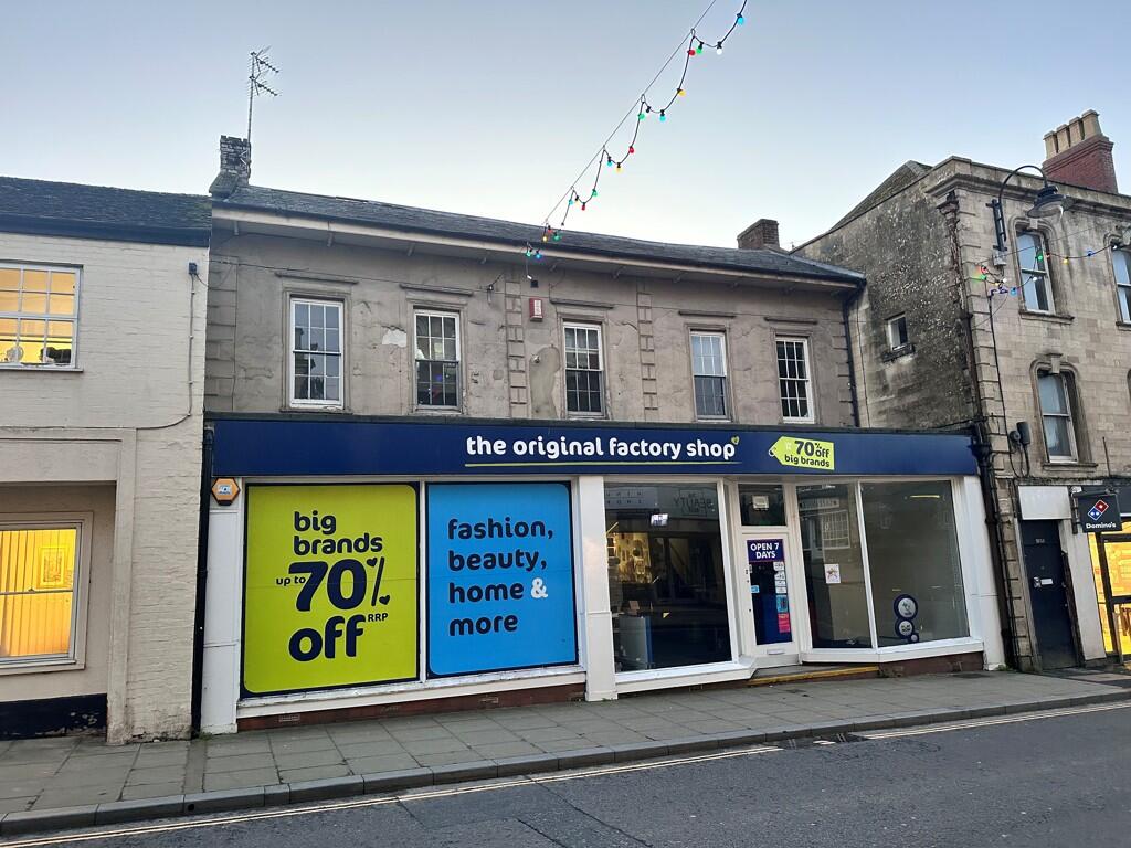 Main image of property: 41 High Street, Warminster, Wiltshire, BA12 9AQ