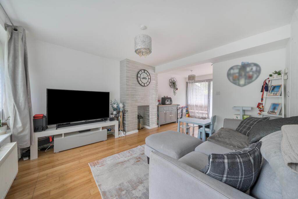 Main image of property: Mansfield Road, Worthing, BN11