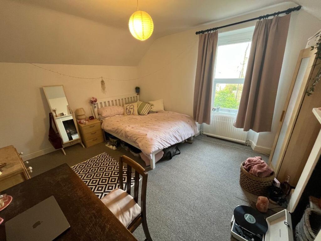 Additional property image - Southernhay Crescent, Bristol