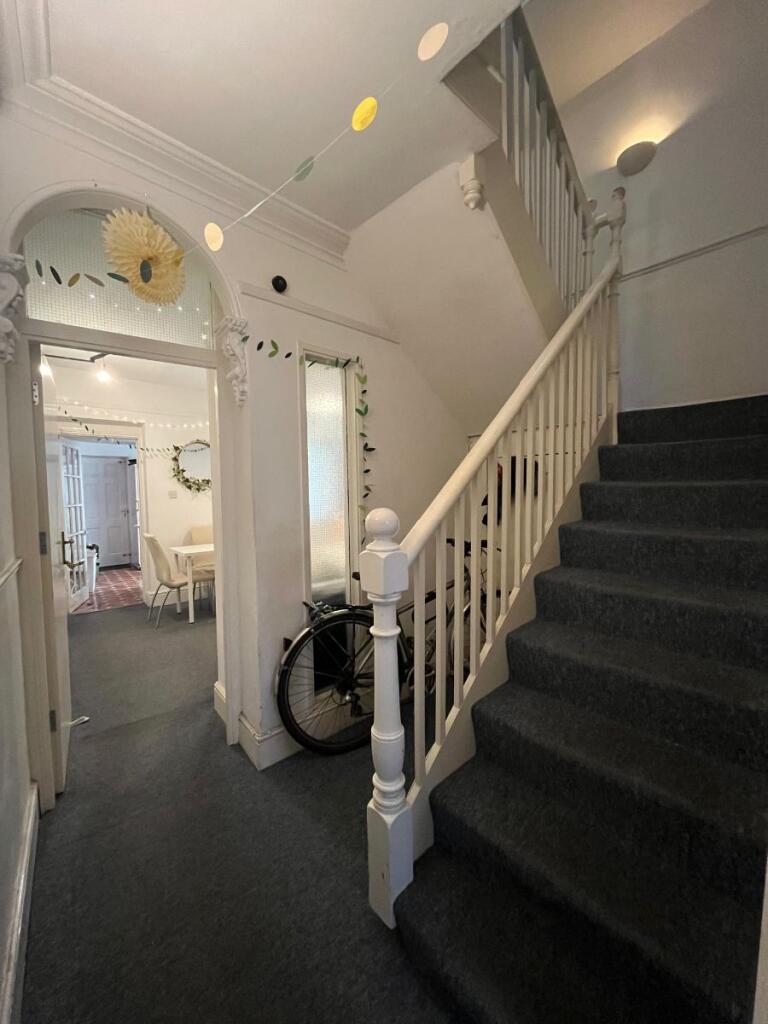 Additional property image - Southernhay Crescent, Bristol