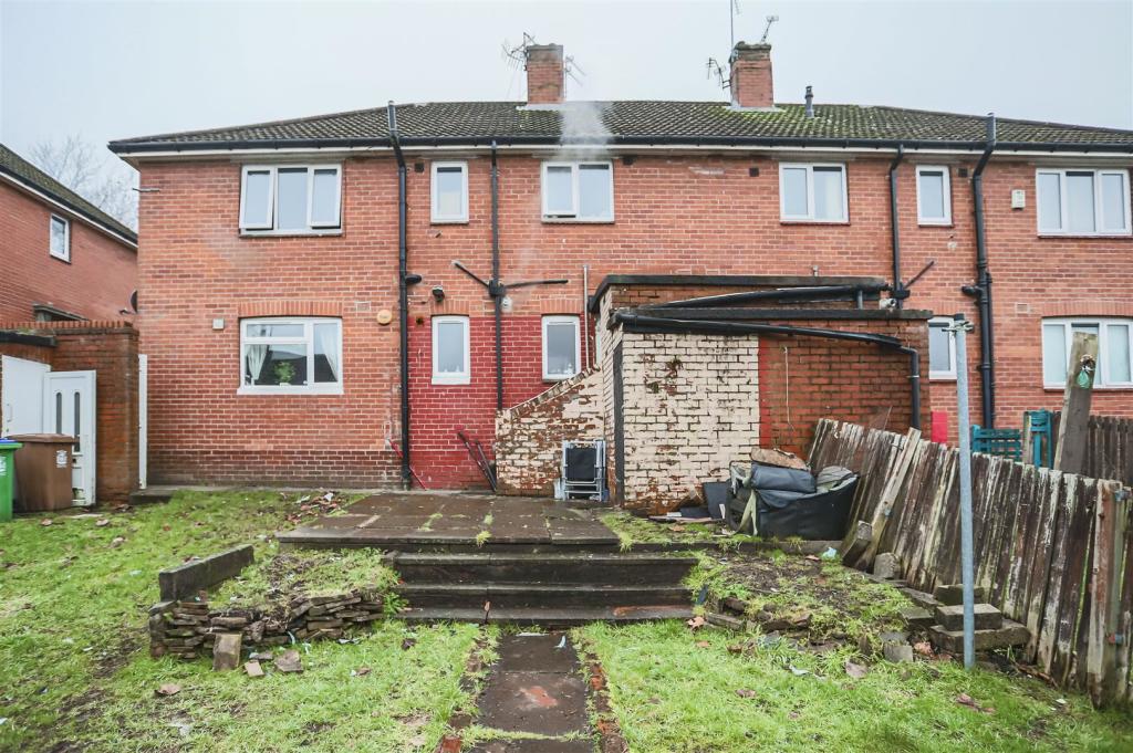 2 bedroom for sale in Great Gates Road, Rochdale, OL11