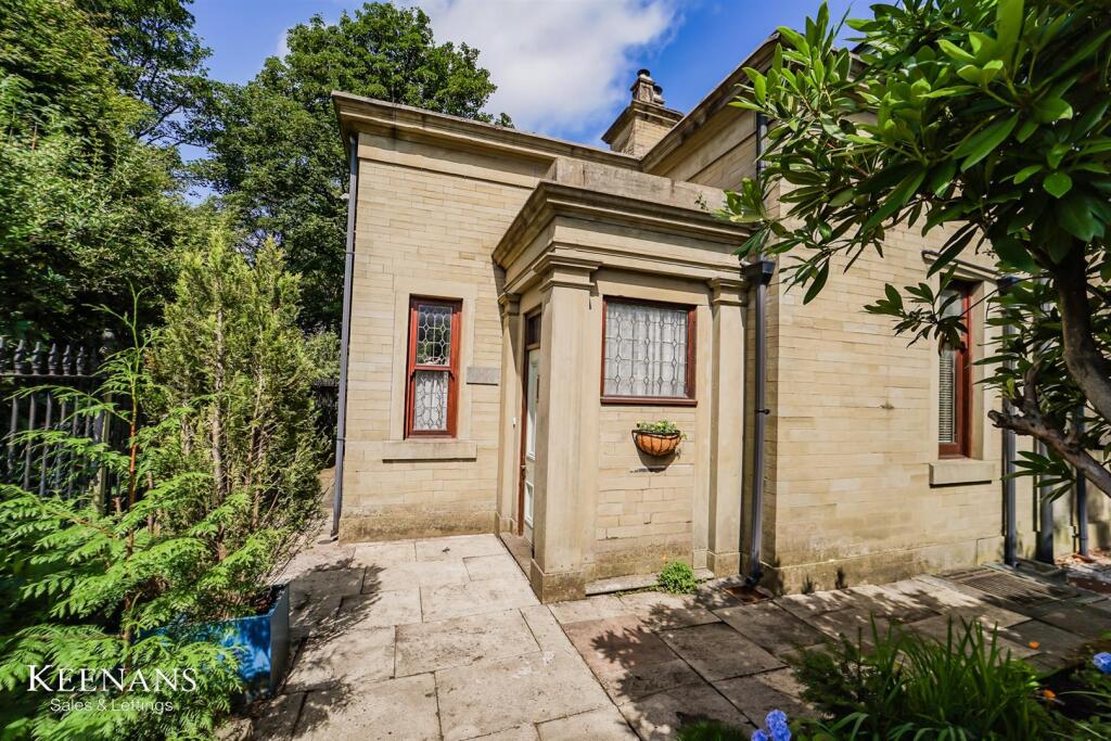 Main image of property: Bolton Road, Rochdale