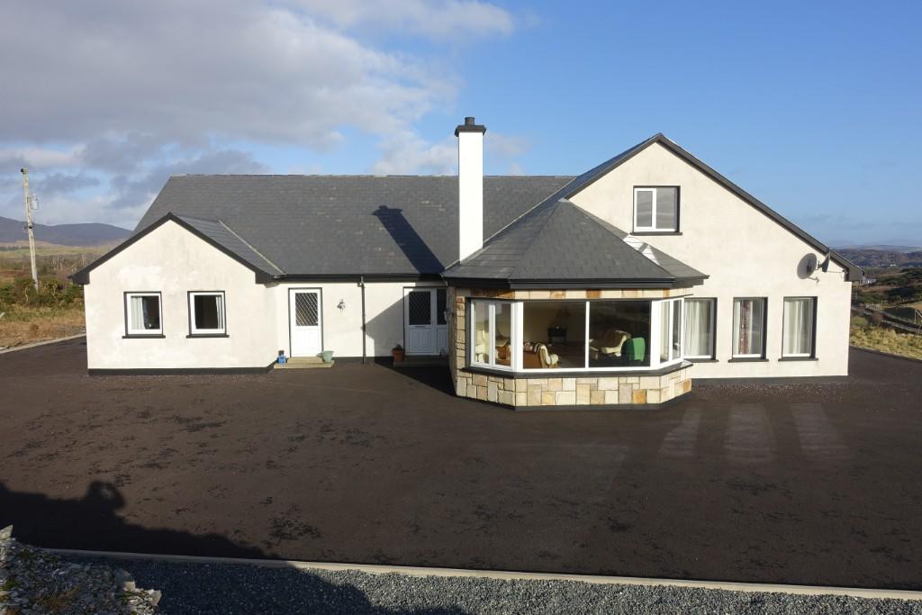 4 bedroom detached house for sale in Killybegs, Donegal, Ireland