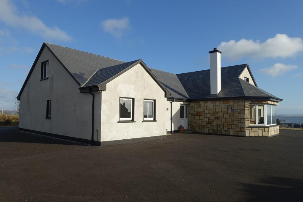 4 bedroom detached house for sale in Killybegs, Donegal, Ireland