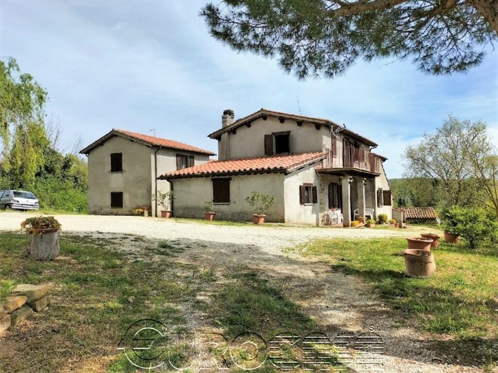 12 bedroom character property for sale in Umbertide, Perugia, Umbria, Italy