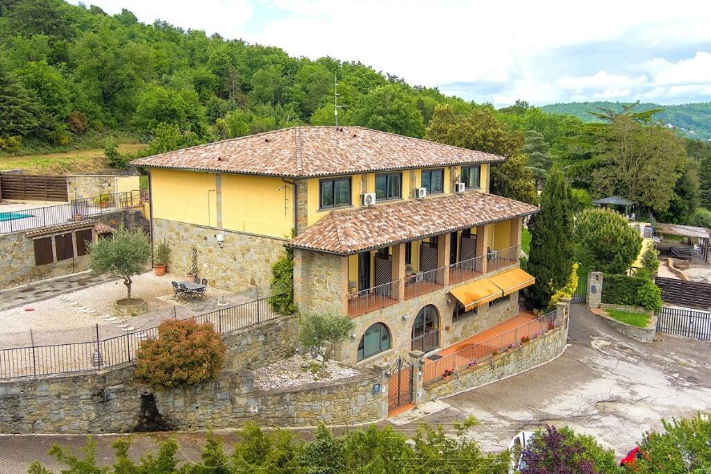 Main image of property: Tuoro sul Trasimeno, Perugia, Umbria