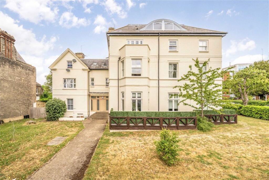 Main image of property: Streatham Common North, Streatham