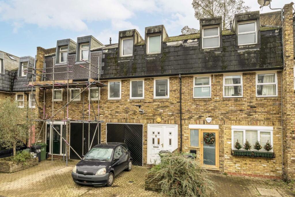 Main image of property: Yeoman Close, Streatham