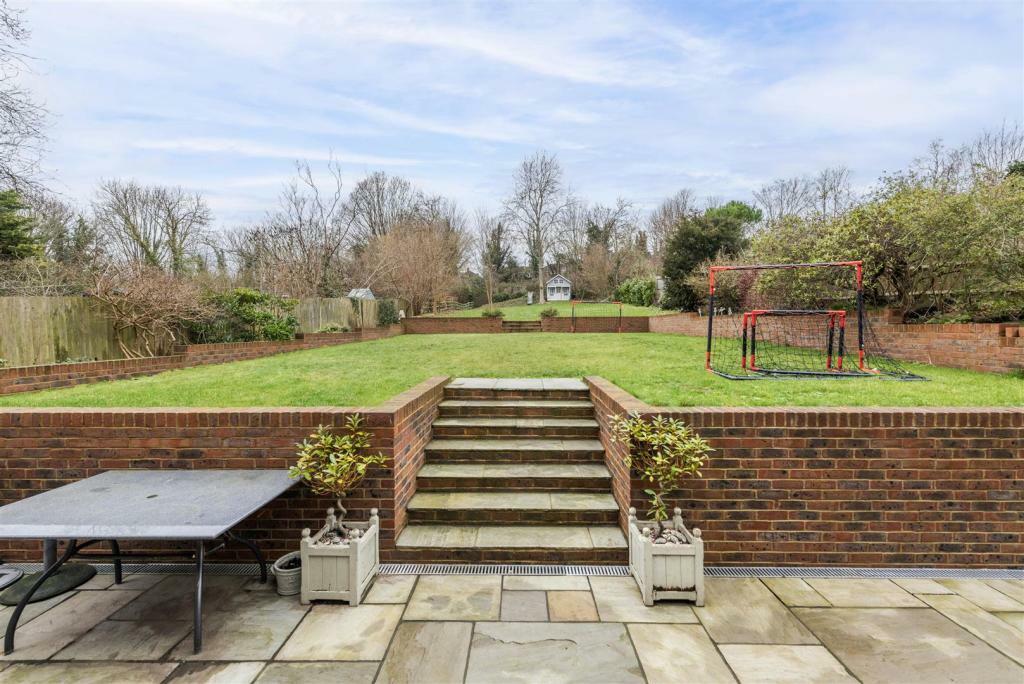 Additional property image - Brangwyn Drive, Brighton