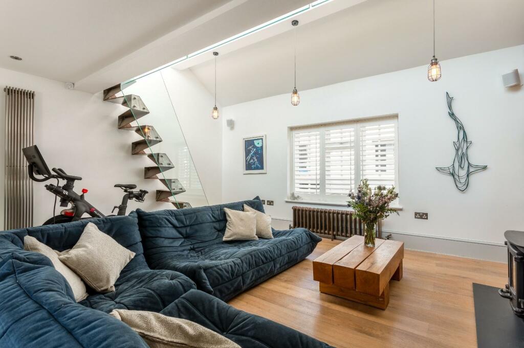 Additional property image - Gloucester Road, Brighton