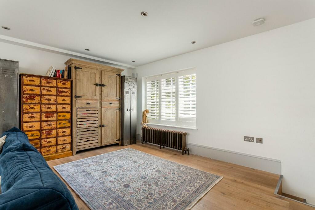 Additional property image - Gloucester Road, Brighton
