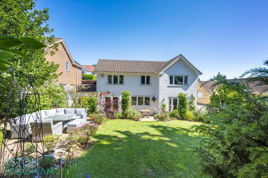 Additional property image - Hill Drive, Hove