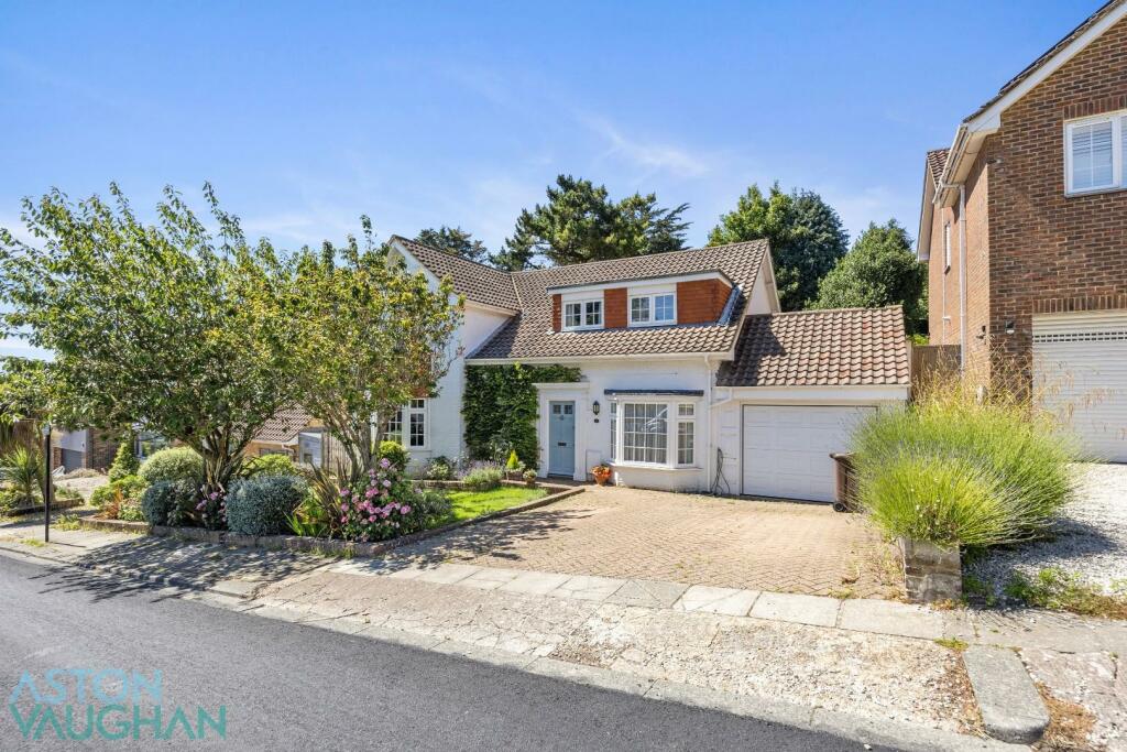 Additional property image - Hill Drive, Hove
