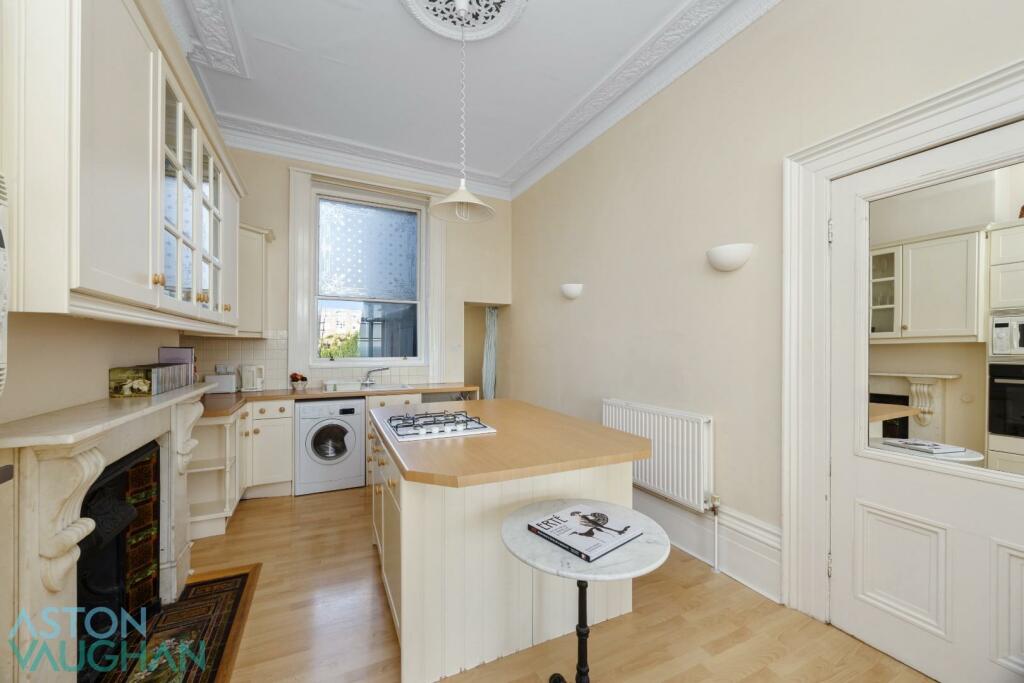 Additional property image - Marine Parade, Brighton