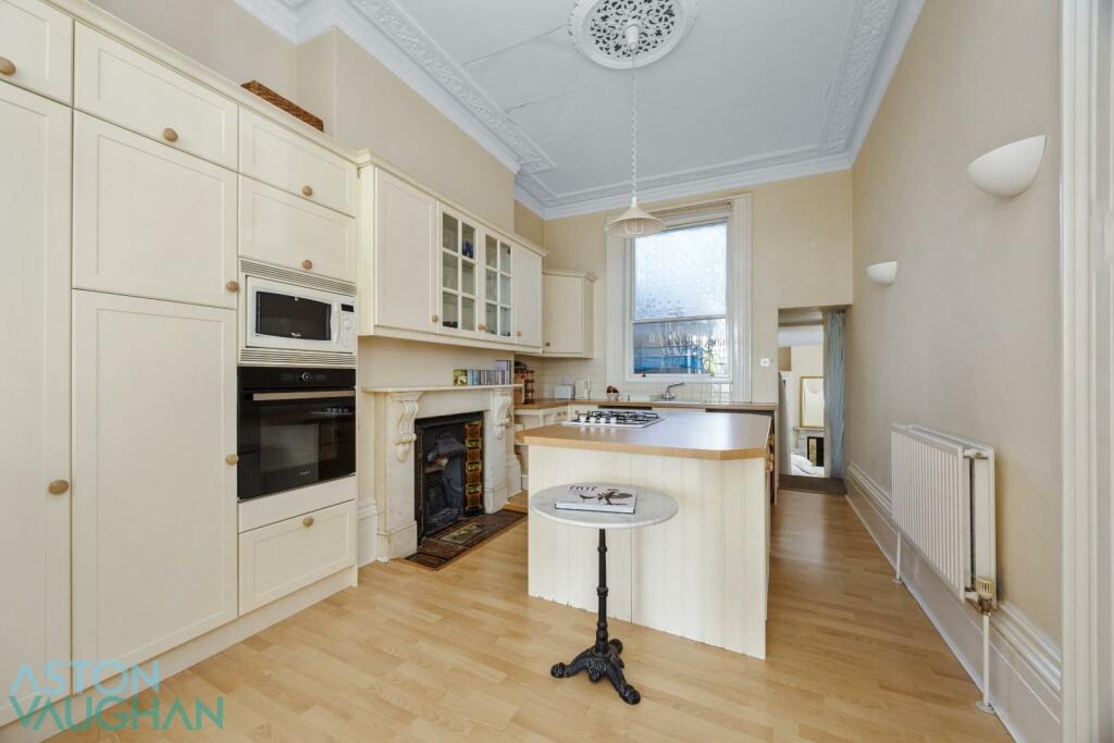 Additional property image - Marine Parade, Brighton