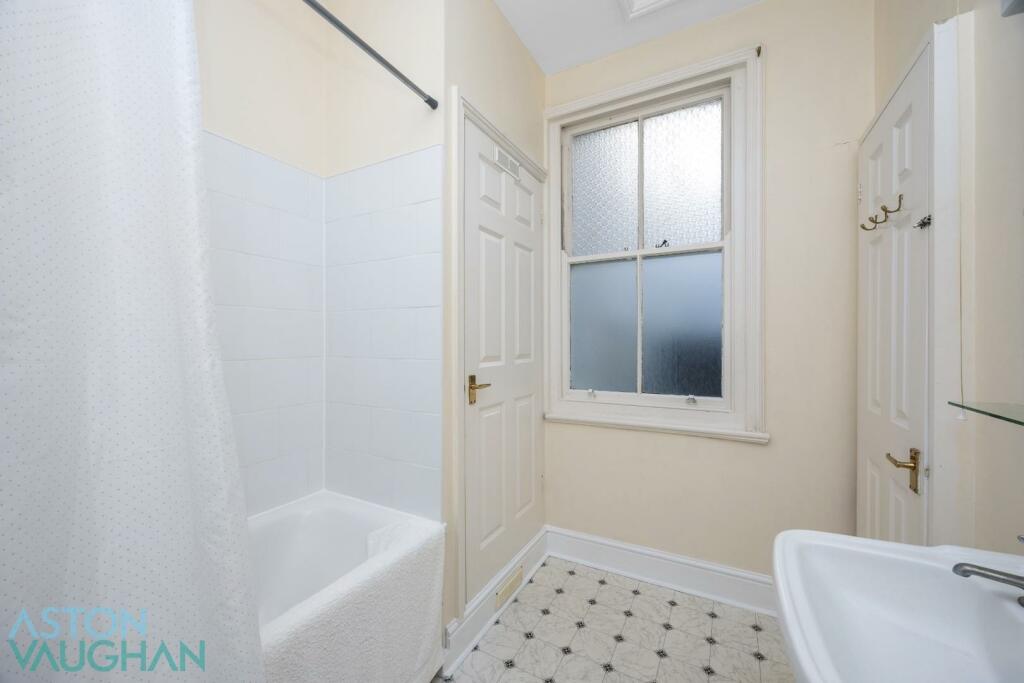 Additional property image - Marine Parade, Brighton