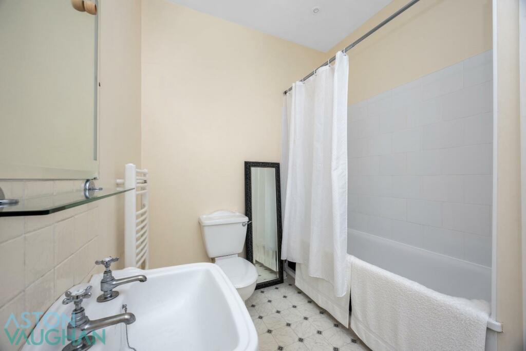 Additional property image - Marine Parade, Brighton