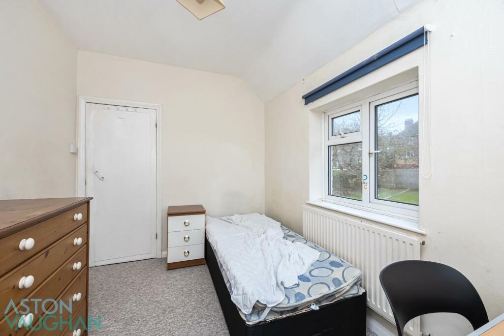 Additional property image - The Avenue, Brighton
