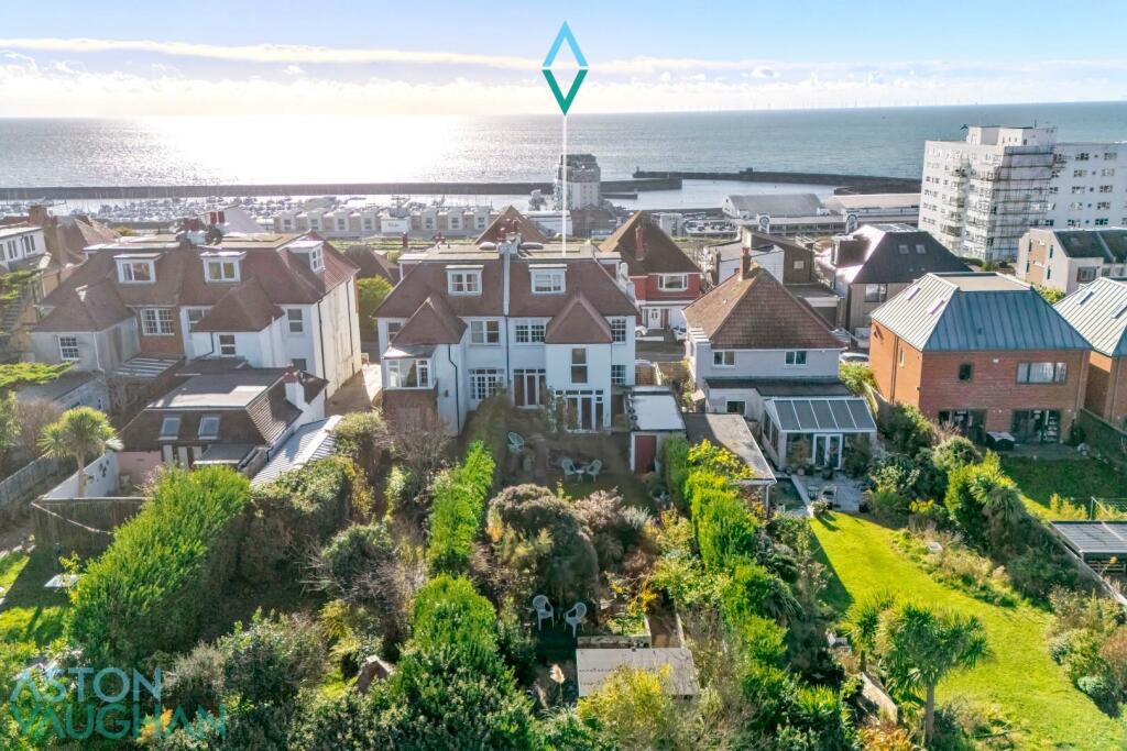 Additional property image - The Cliff, Brighton