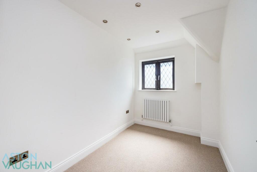 Additional property image - Woodlands, Hove