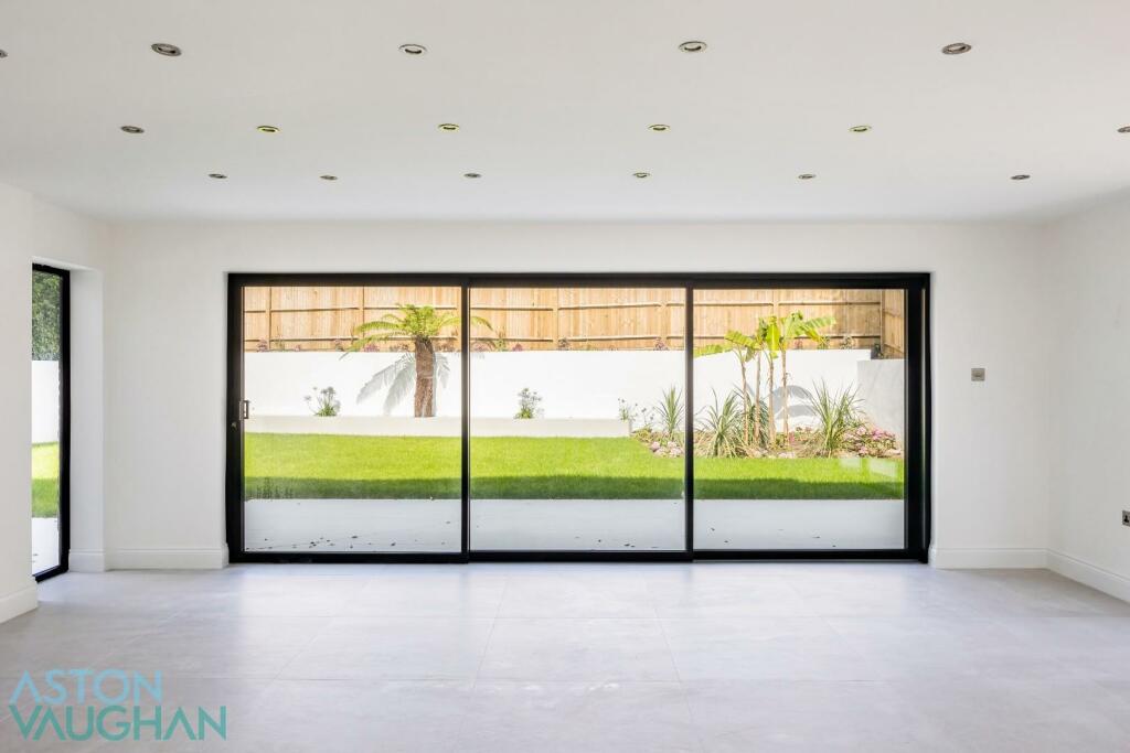 Additional property image - Woodlands, Hove